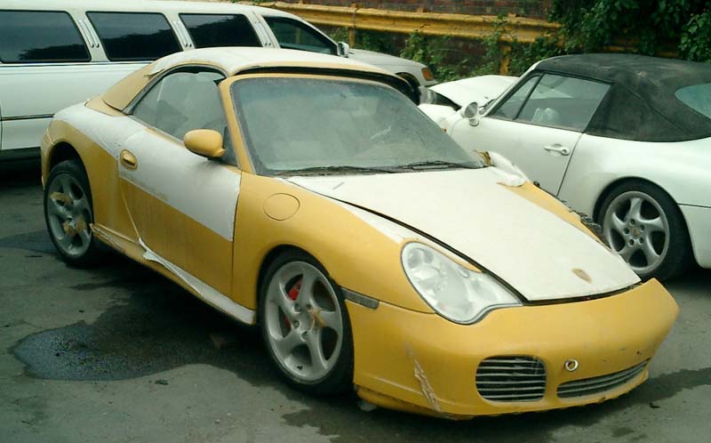 Crashed-996-4S13-800.jpg