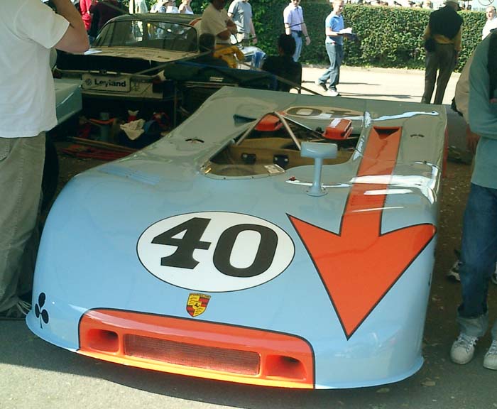 Porsche-910-1-700.jpg